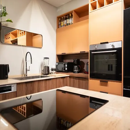 A Place 4u No6 - Escape With Balcony Lounge & Open Living Space * Athens