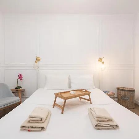 Apartmán A Place 4u No15 - Peaceful Garden Hideaway Studio