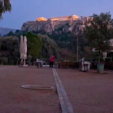Acropolis Luxury With Balcony