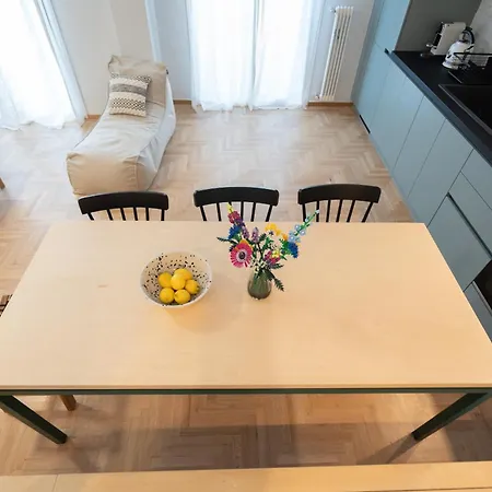 Apartment 3br Petralona Escape