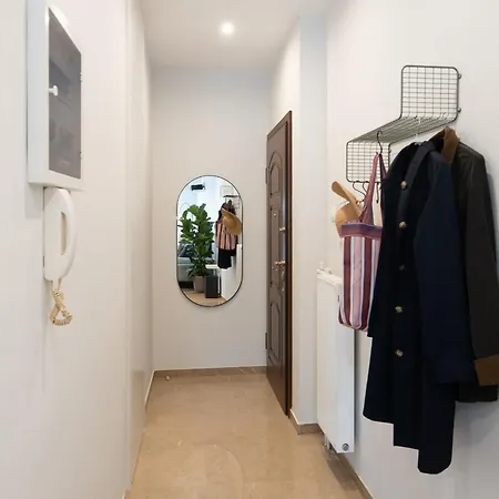 3br Petralona Escape Apartment *