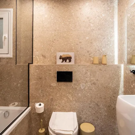 3br Petralona Escape Apartment *