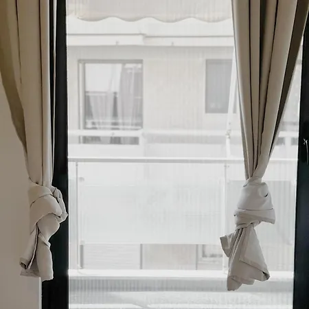 John Glyfada Apartment *