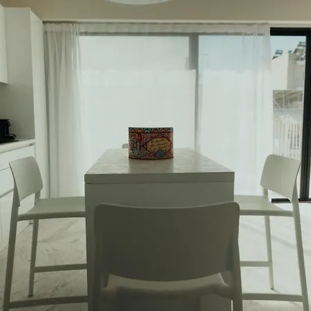 Athenian Essence By Mgm Residencies Atina