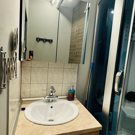 Apartamento Day In 2 Atenas