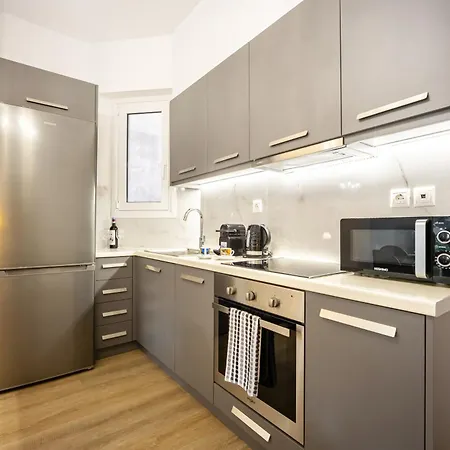 Zen Elegant In The Center Of Apartment Athens