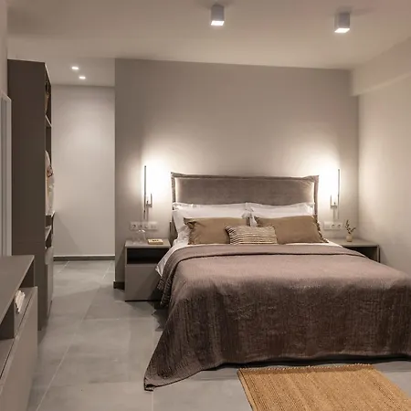 Apartment Celestial At Praxitelous *
