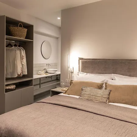 Apartment Celestial At Praxitelous *