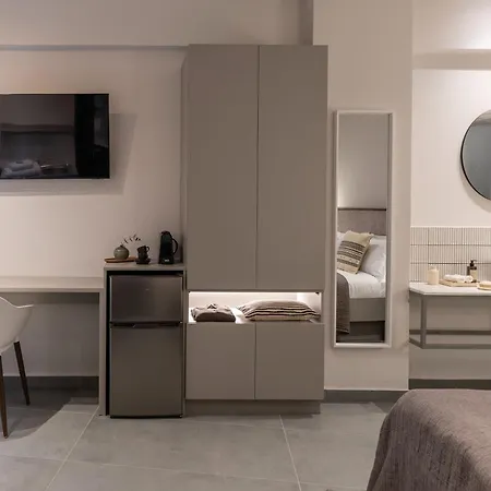 Celestial At Praxitelous Apartment Athen