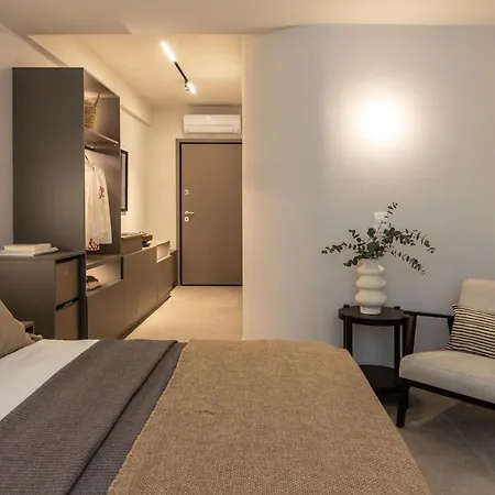 Celestial At Praxitelous Apartment