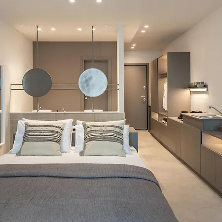 Celestial At Praxitelous Apartment