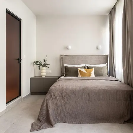 Apartment Celestial At Praxitelous