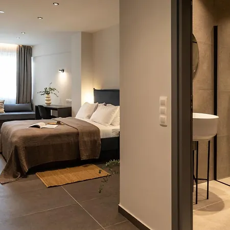 Celestial At Praxitelous Apartment *