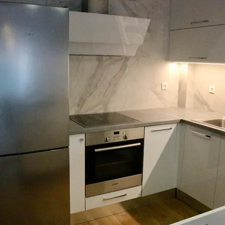 Oulang Boutique In - Close To Acropolis Apartment *