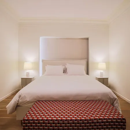 20nty Kolonaki Apartment Athens