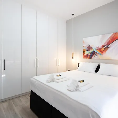 Your Base Comfy In Petralona, Steps To Metro Daire Atina
