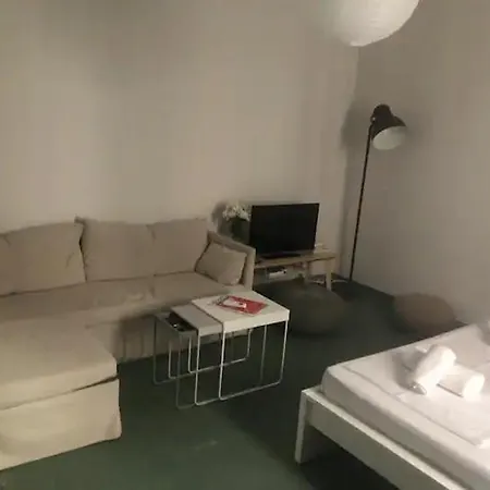 Elegant Klathmonos Apartment Athens