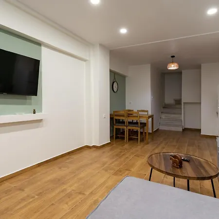 Entire Apt, Maisonette, 1 Bedroom Apartment Athens