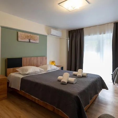 Entire Apt, Maisonette, 1 Bedroom