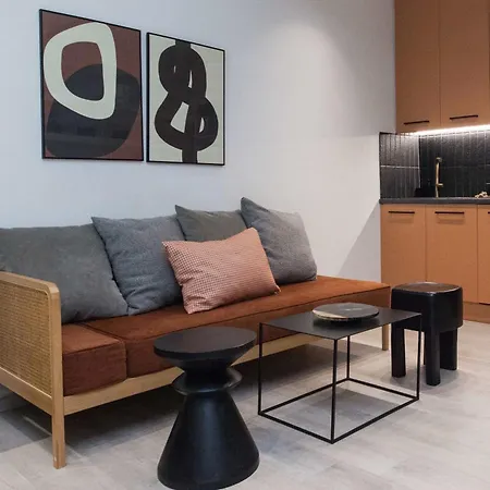 Apartment Lovely Brand New Near Victoria Metro