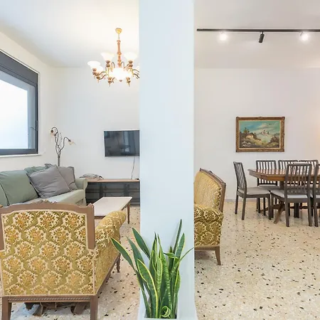 Apartment Zen-spacious, Psyri *