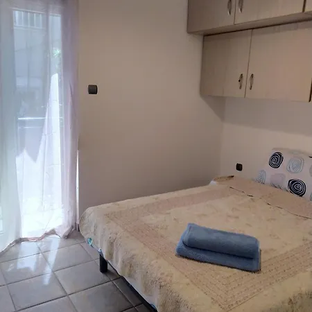 Marousi Comfy With Balcony Athens