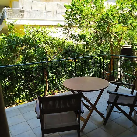 Apartment Marousi Comfy With Balcony