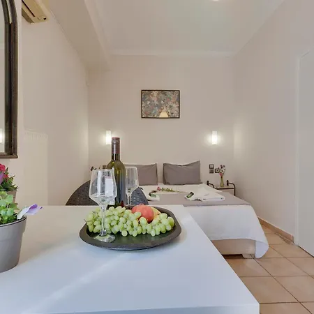 Apartment Salver