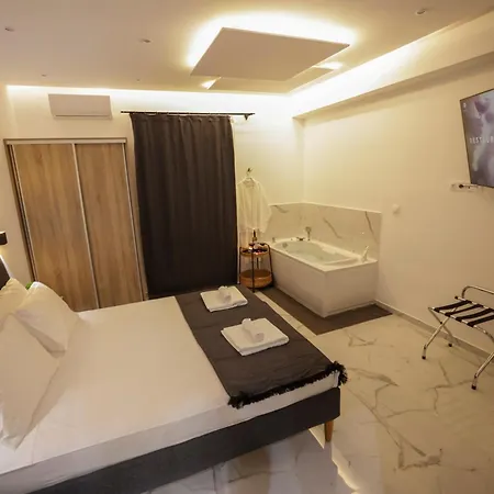 Apollo 2 Bd Jacuzzi Athens