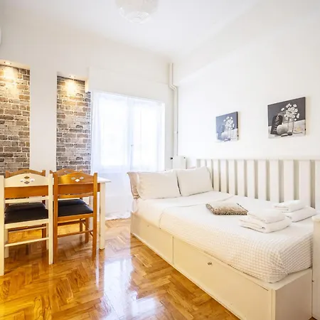 Acropolis Delux 1st Flr Aprt Up 4 Guests By Lodgespot Apartment *