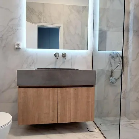 Grand In The Temple Of Zeus Apartment *