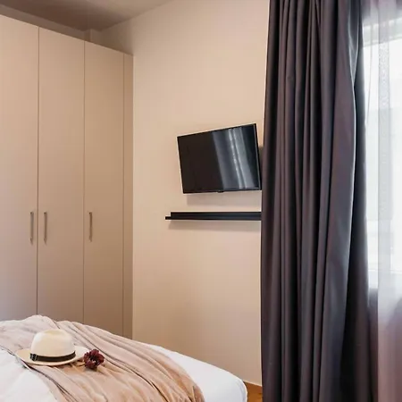 Apartment Spacious Seaside Flat At Alimos