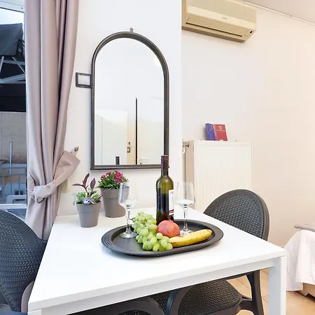 Salver Apartment Athens