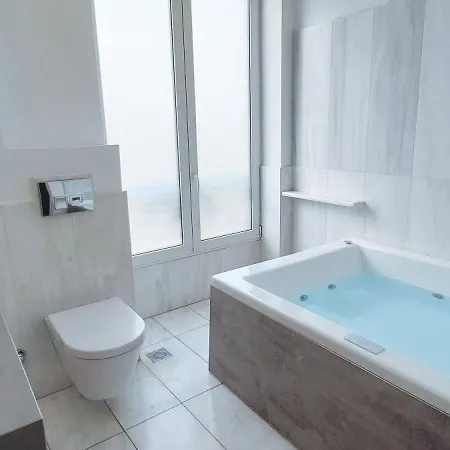 Grand In The Temple Of Zeus Apartment