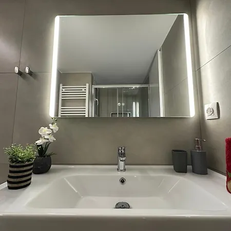 Primavera 2 Bedrooms *