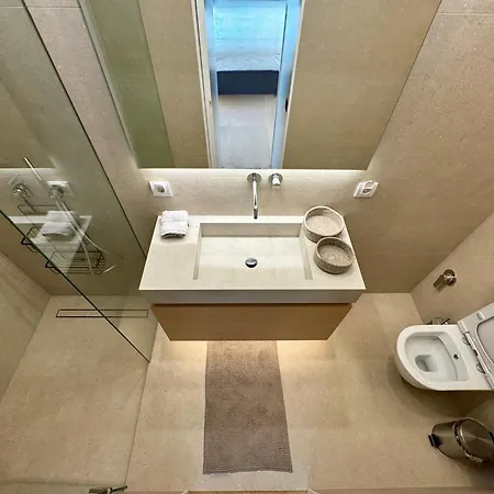 Apartment Vip Beachfront Pool & Sunsets