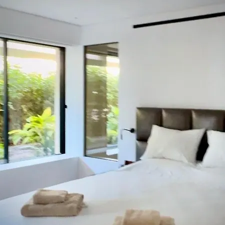 Apartment Vip Beachfront Pool & Sunsets *