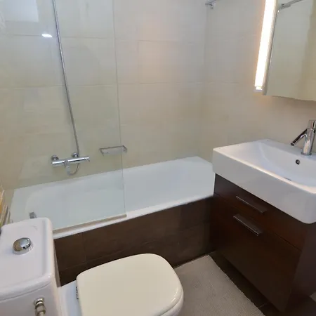 Vouliagmeni Bay Stylish House With Private Garden * Athens