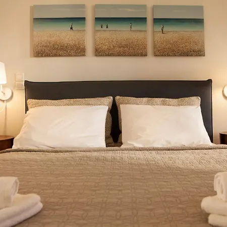 Apartment Vouliagmeni Bay Stylish House With Private Garden *