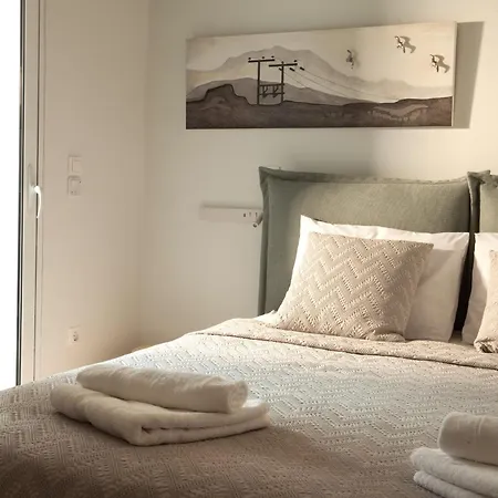 Apartment Vouliagmeni Bay Stylish House With Private Garden Athens