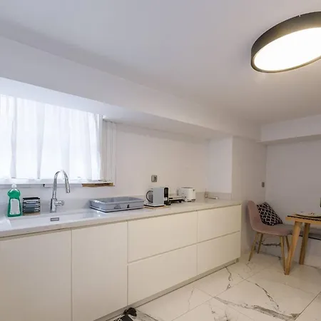 Apartment Zeus1 Front Appatment, 1br Sea View *