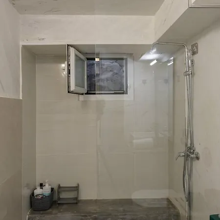 Apartment Zeus1 Front Appatment, 1br Sea View
