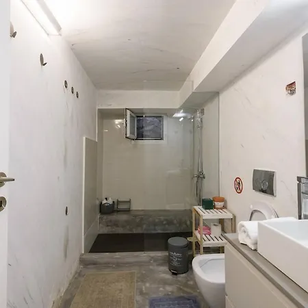 Zeus1 Front Appatment, 1br Sea View Apartment