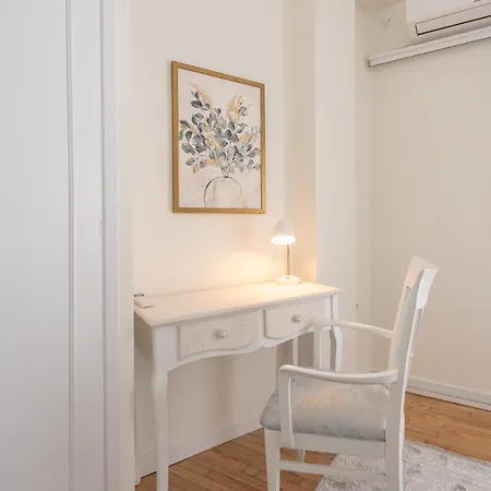 Brand New Luxury Below Acropolis Athens