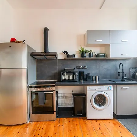 Apartment Athena's Forge