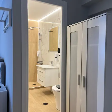 Evaggelistrias Kodrigktonos Apartment Athens