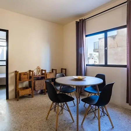Acropolis Zen A Chic In The Center Of It Apartment