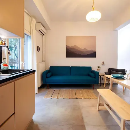 2 Bedroom With Secret Garden In The Heart Of * Athens