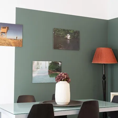 Renovated 5 Bdr House Near Acropolis - New Beds, Terrace & Yard Casa vacanze Atene