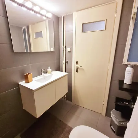 In The Heart Of The Center Apartment